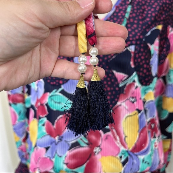 Vintage 80’s pop over multi color grandma blouse - Picture 3 of 7